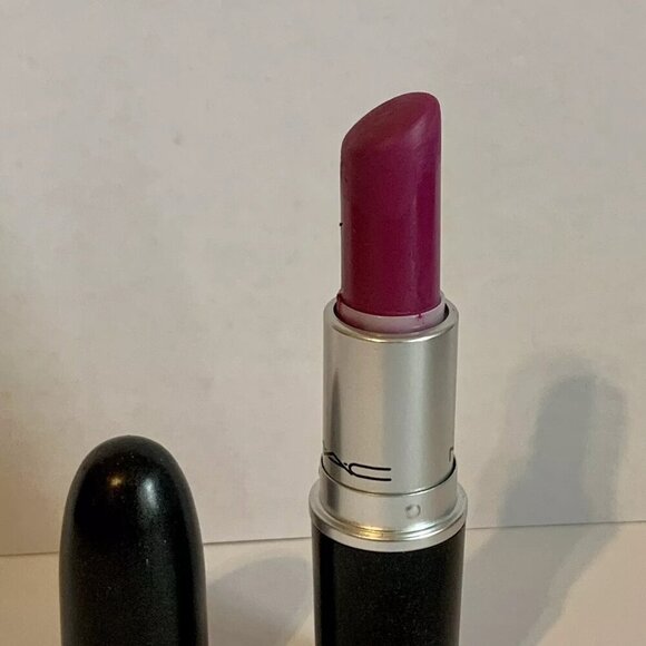 Mac Have Your Cake Pink Purple Matte Lipstick Limited Edition **USED** Rare y2k - Picture 6 of 6